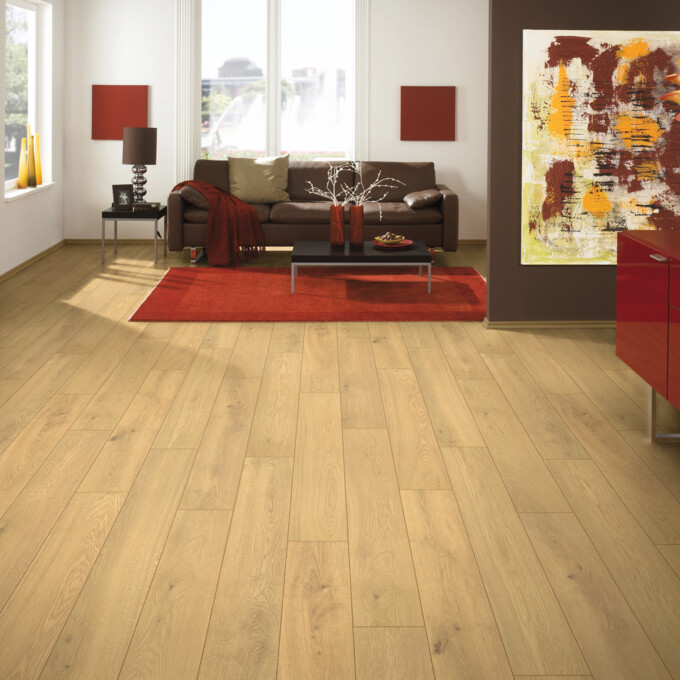 LOGOCLIC<sup>®</sup> Moisture resistant laminate flooring vinto WR: Decor K726 Eiche Greenvale