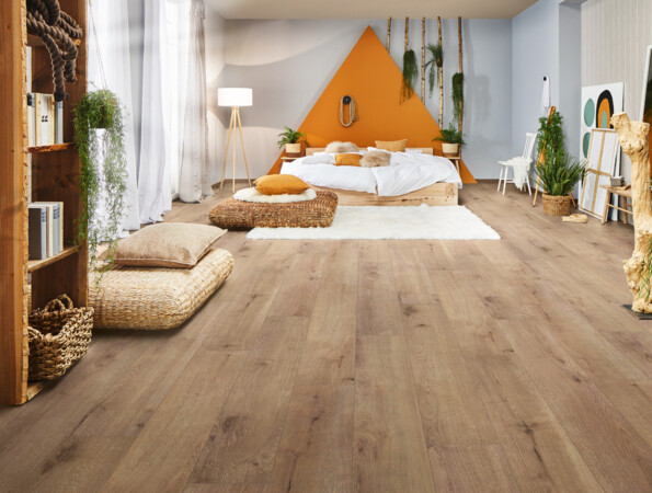 Schlafzimmer mit Laminatboden Aquaprotect Smart von LOGOCLIC<sup>®</sup>