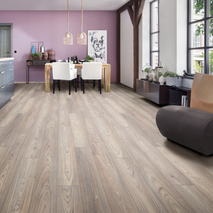 LOGOCLIC<sup>®</sup> Moisture resistant laminate flooring ambienta: Decor 5967 Oak Alba