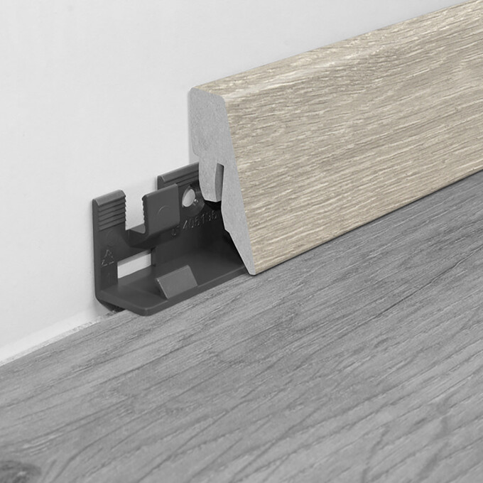 LOGOCLIC<sup>®</sup> Classic skirting boards Skirting board K40C: Decor 5954,5967,K283 
