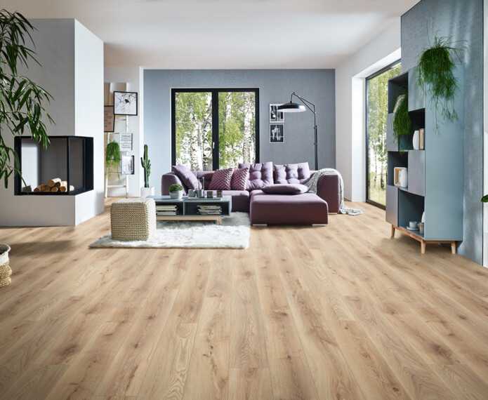 Ambienta Laminat von LOGOCLIC<sup>®</sup> im Wohnzimmer.